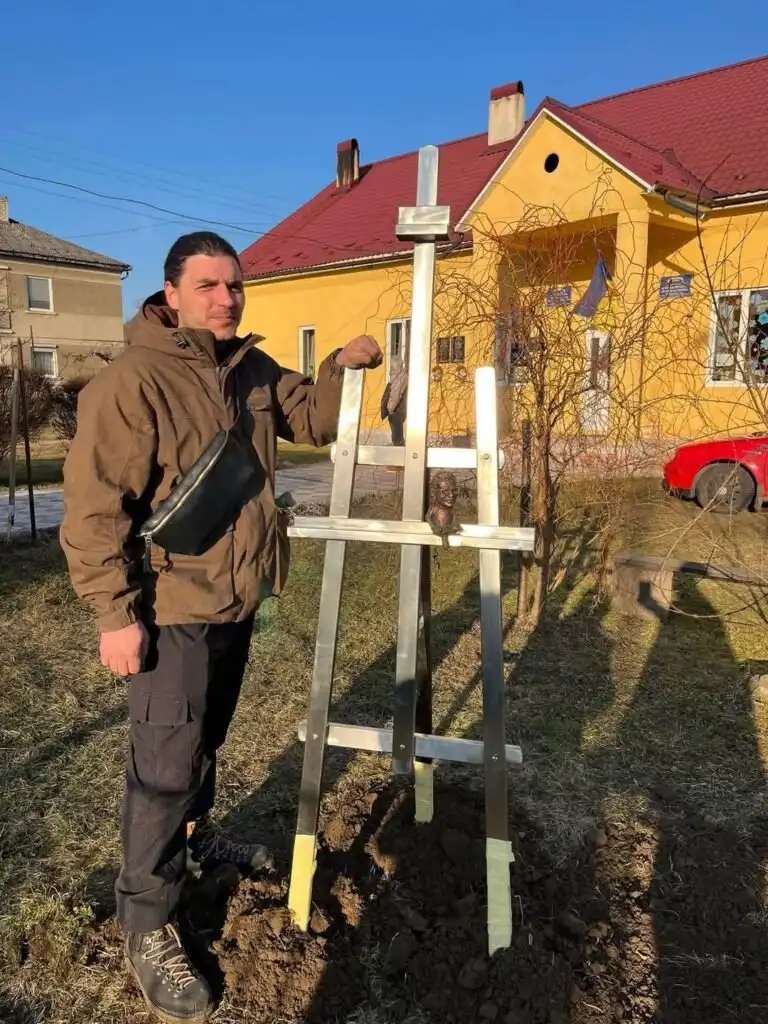 У Дубриничах відкрили мініскульптуру Антону Кашшаю до його 104-річчя